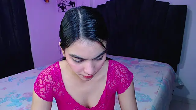 Snapshot of Ariel_Zeo1 chatting on May 28, 7:44 pm Ariel Zeo1 online show from May 28, 7:44 pm