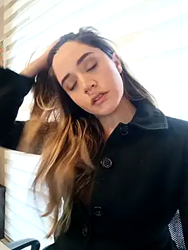 maliciaworld online show from December 17, 9:16 pm