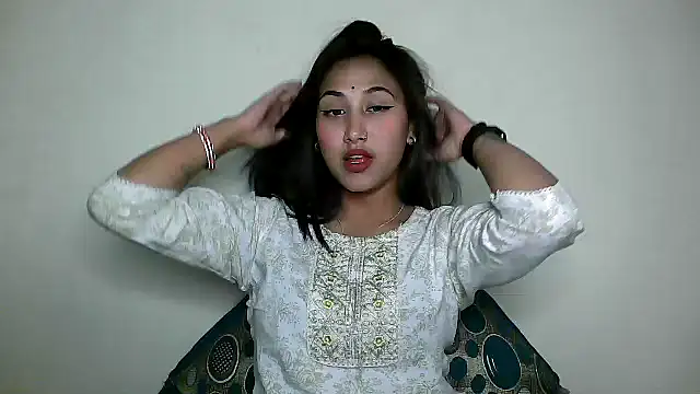 Snapshot of Princess_noorjahan chatting on December 6, 5:55 pm Princess noorjahan online show from December 6, 5:55 pm