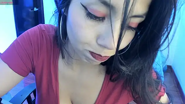 Snapshot of Aylinn_diaz chatting on January 23, 8:13 pm Aylinn diaz online show from January 23, 8:13 pm