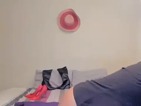 AfricanSquirtingQueen online show from June 17, 6:49 am