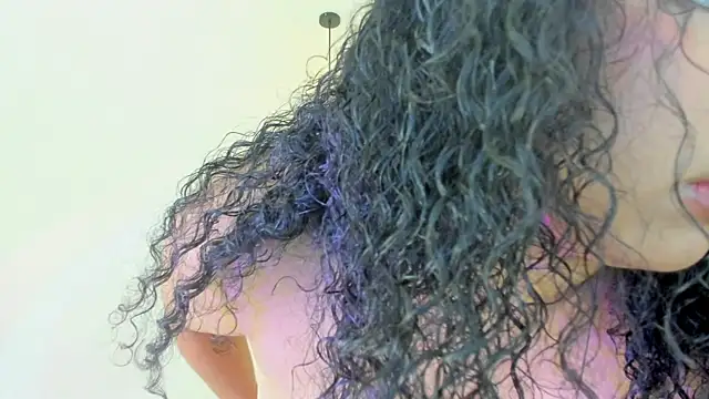 Snapshot of memphiswilliam chatting on October 28, 3:10 am memphiswilliam online show from October 28, 3:10 am