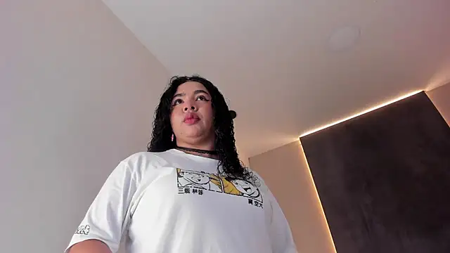 Snapshot of memphiswilliam chatting on November 7, 2:44 am memphiswilliam online show from November 7, 2:44 am