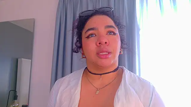 Snapshot of memphiswilliam chatting on November 17, 7:41 pm memphiswilliam online show from November 17, 7:41 pm