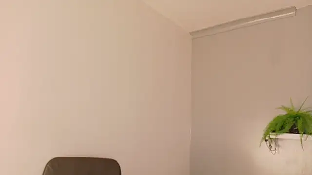 Snapshot of memphiswilliam chatting on December 3, 10:35 am memphiswilliam online show from December 3, 10:35 am