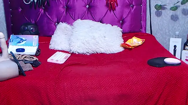 AyshaScott online show from September 19, 1:34 pm