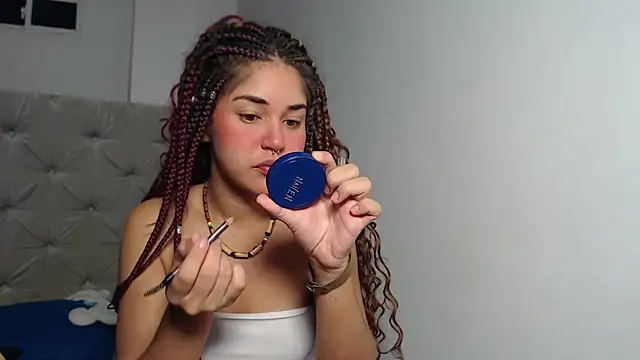 Melody phillips2 online show from September 9, 9:42 am