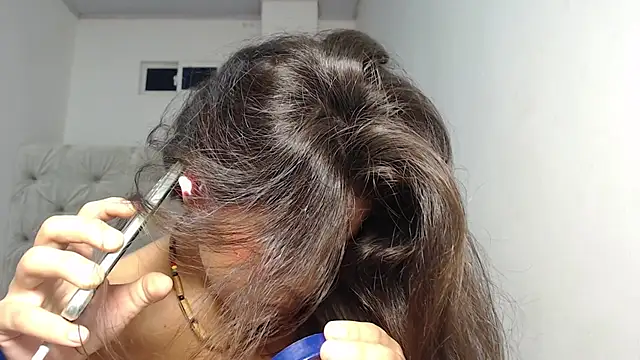 Melody phillips2 online show from September 15, 9:53 am