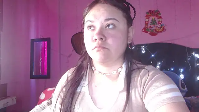 NikkiRous  online show from November 12, 12:49 pm