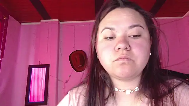 NikkiRous  online show from January 13, 1:49 pm