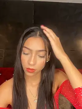 Snapshot of Ema_azel chatting on January 9, 1:35 pm Ema azel online show from January 9, 1:35 pm