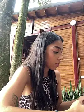 Snapshot of Ema_azel chatting on February 17, 5:21 pm Ema azel online show from February 17, 5:21 pm