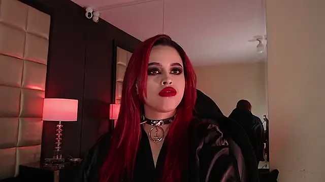 Snapshot of EvaaFoxxy1 chatting on February 17, 6:04 pm EvaaFoxxy1 online show from February 17, 6:04 pm