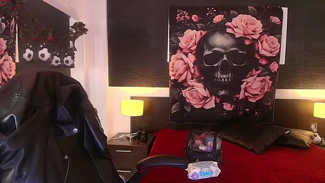 EvaaFoxxy1 online show from July 15, 11:59 am
