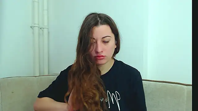 Helen Adams  online show from December 9, 4:34 am