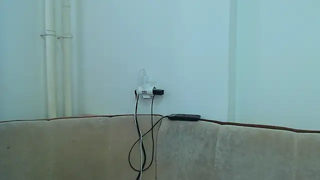 Helen Adams  online show from December 17, 7:40 am