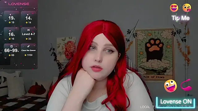 Crystal Chris online show from October 28, 5:04 pm