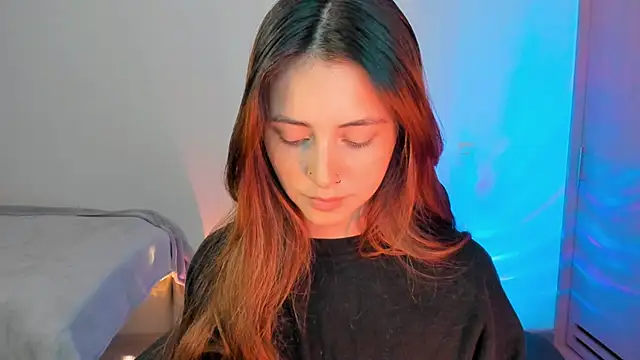 annie mora online show from September 25, 2:26 am