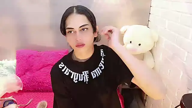 Snapshot of Daniela_Pink_ chatting on October 23, 7:45 pm Daniela Pink online show from October 23, 7:45 pm