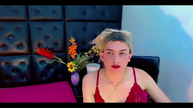 Daniela Pink  online show from February 10, 7:29 pm