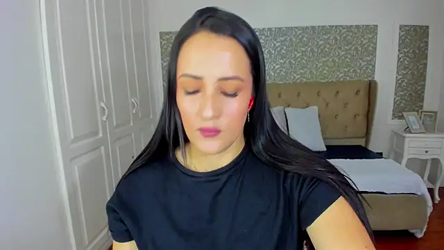Snapshot of KimWessel_ chatting on June 11, 5:44 pm KimWessel online show from June 11, 5:44 pm