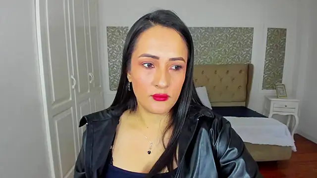 Snapshot of KimWessel_ chatting on July 13, 8:11 pm KimWessel online show from July 13, 8:11 pm