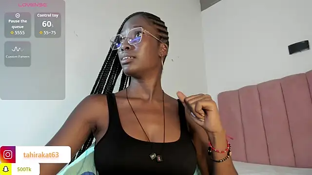 Snapshot of Tahira_21_ chatting on May 8, 7:41 pm Tahira 21 online show from May 8, 7:41 pm