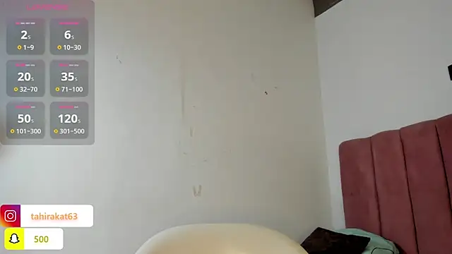 Snapshot of Tahira_21_ chatting on May 20, 9:10 pm Tahira 21 online show from May 20, 9:10 pm
