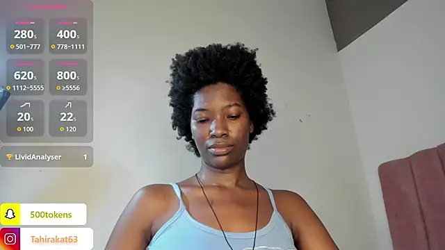 Snapshot of Tahira_21_ chatting on June 24, 7:46 pm Tahira 21 online show from June 24, 7:46 pm