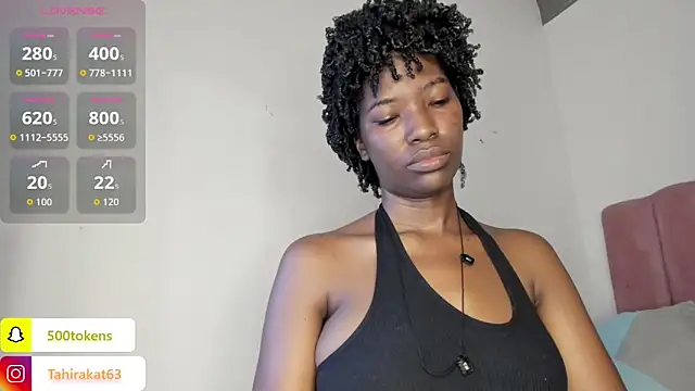 Snapshot of Tahira_21_ chatting on June 27, 5:07 pm Tahira 21 online show from June 27, 5:07 pm