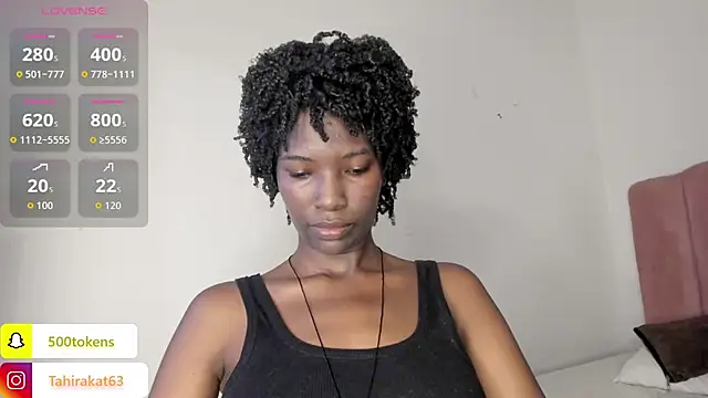 Snapshot of Tahira_21_ chatting on June 28, 7:42 pm Tahira 21 online show from June 28, 7:42 pm