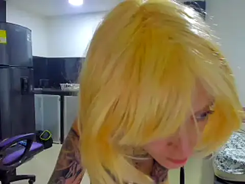 Snapshot of barbara_anal_squirt_ chatting on March 6, 12:10 am barbara anal squirt online show from March 6, 12:10 am