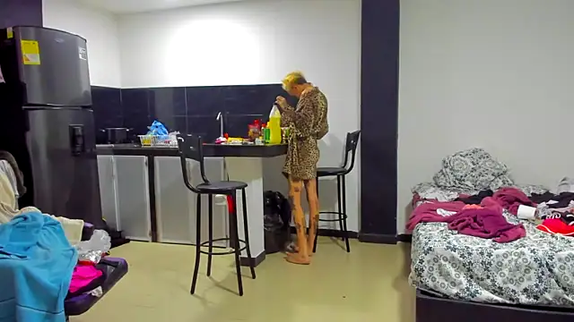 Snapshot of barbara_anal_squirt_ chatting on March 13, 8:59 am barbara anal squirt online show from March 13, 8:59 am