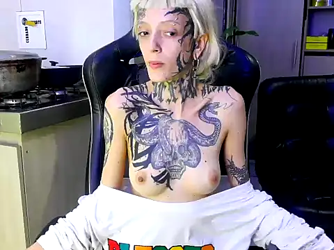 Snapshot of barbara_anal_squirt_ chatting on September 14, 9:36 pm barbara anal squirt online show from September 14, 9:36 pm