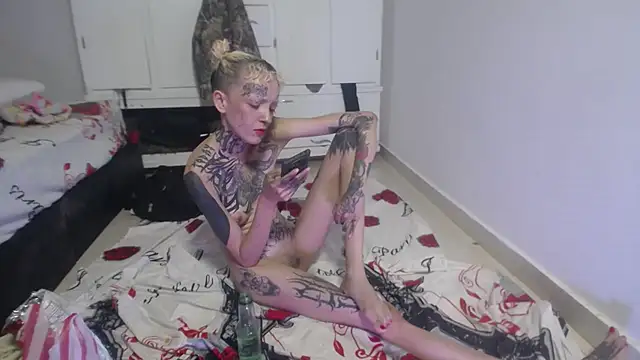 Snapshot of barbara_anal_squirt_ chatting on October 27, 2:54 pm barbara anal squirt online show from October 27, 2:54 pm