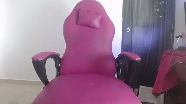 Snapshot of barbara_anal_squirt_ chatting on November 5, 3:56 pm barbara anal squirt online show from November 5, 3:56 pm