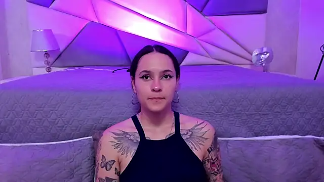 Snapshot of AnnyThompson_ chatting on January 15, 11:30 pm AnnyThompson online show from January 15, 11:30 pm