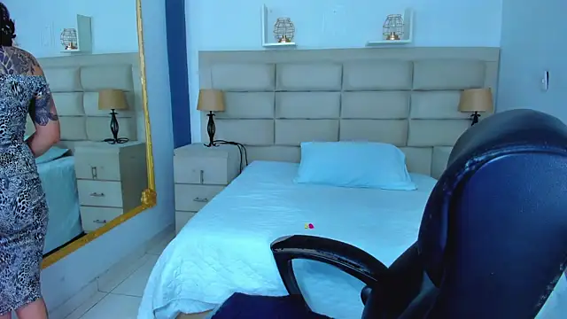 Snapshot of AnnyThompson_ chatting on September 20, 9:05 pm AnnyThompson online show from September 20, 9:05 pm