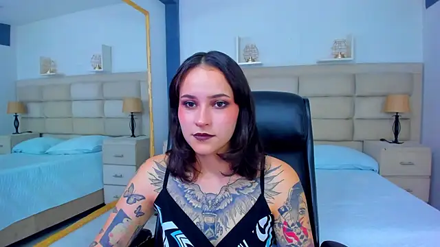 Snapshot of AnnyThompson_ chatting on October 26, 8:59 pm AnnyThompson online show from October 26, 8:59 pm