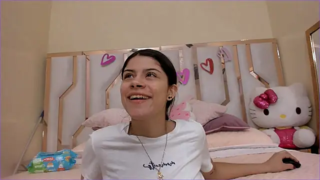 TifanyChill online show from February 11, 5:50 pm