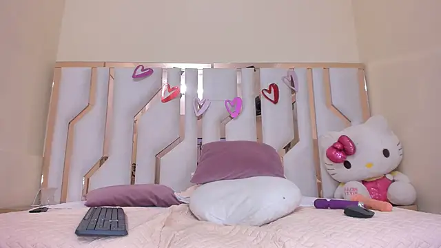 TifanyChill online show from March 1, 12:28 am