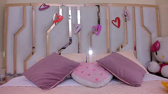 TifanyChill online show from March 13, 9:05 pm