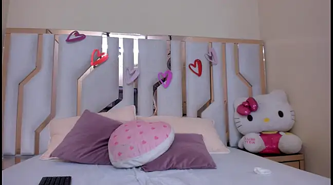 TifanyChill online show from March 15, 11:17 pm