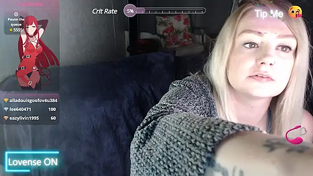 Snapshot of laurynrox chatting on February 8, 11:55 pm laurynrox online show from February 8, 11:55 pm