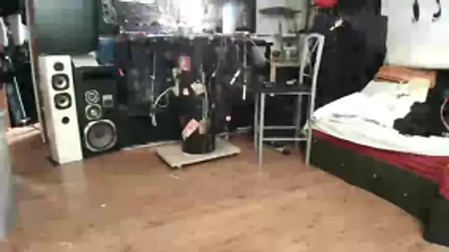 Snapshot of lukasdie chatting on May 25, 6:08 am lukasdie online show from May 25, 6:08 am