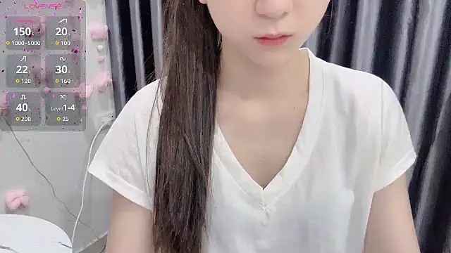 Snapshot of KaleAnisa chatting on June 10, 1:39 am KaleAnisa online show from June 10, 1:39 am