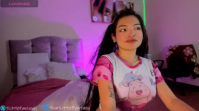 lauvelez   online show from June 20, 1:36 pm