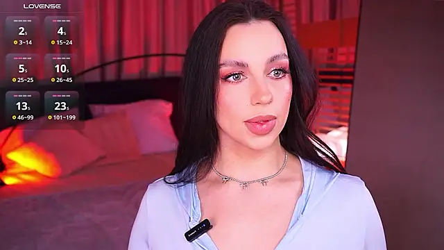 LunaNight online show from February 10, 8:24 pm