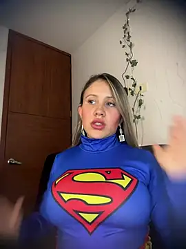 Snapshot of eleecttraa_12 chatting on March 4, 8:49 pm eleecttraa 12 online show from March 4, 8:49 pm