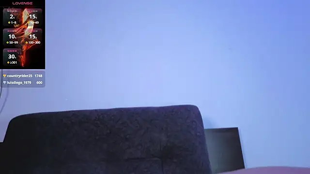 Snapshot of eleecttraa_12 chatting on November 21, 8:07 pm eleecttraa 12 online show from November 21, 8:07 pm